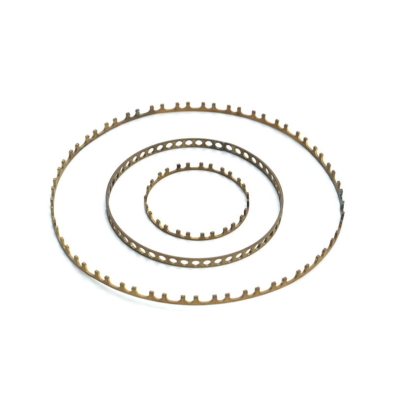 Meď s tenkou stenou klietkami